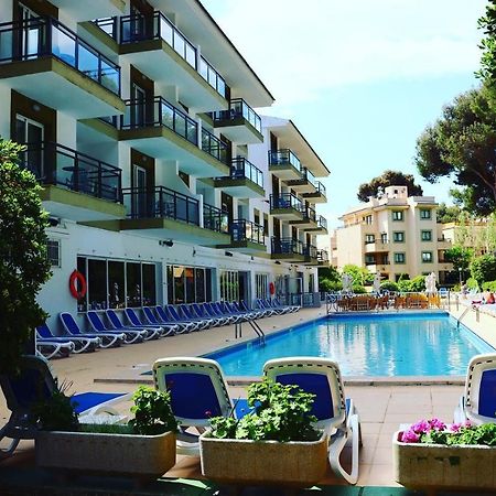 Guya Wave Hotel (Adults Only) Cala Ratjada  Buitenkant foto