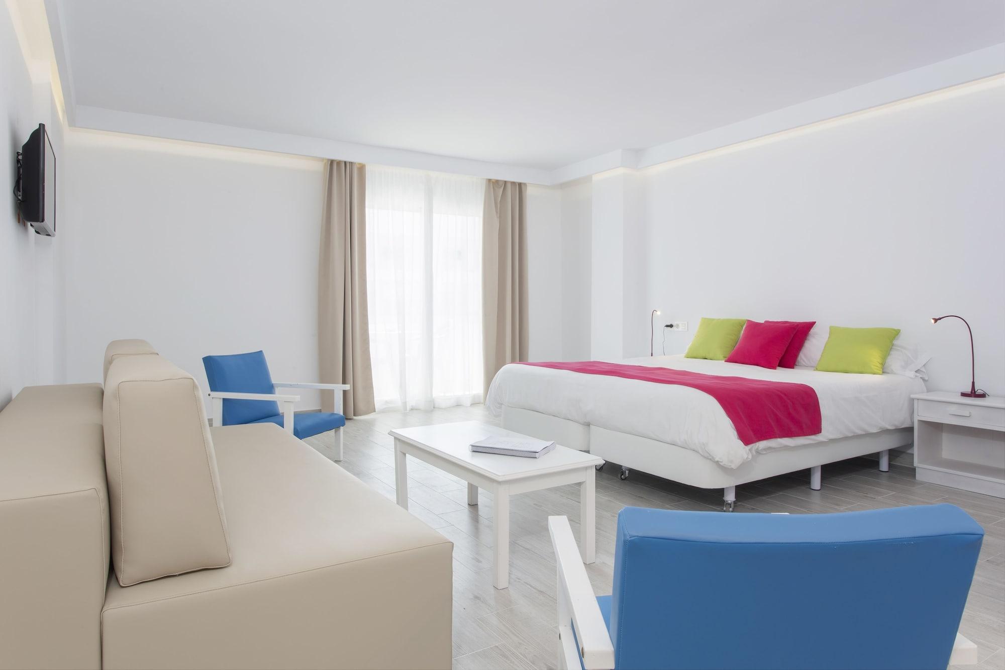 Guya Wave Hotel (Adults Only) Cala Ratjada  Buitenkant foto